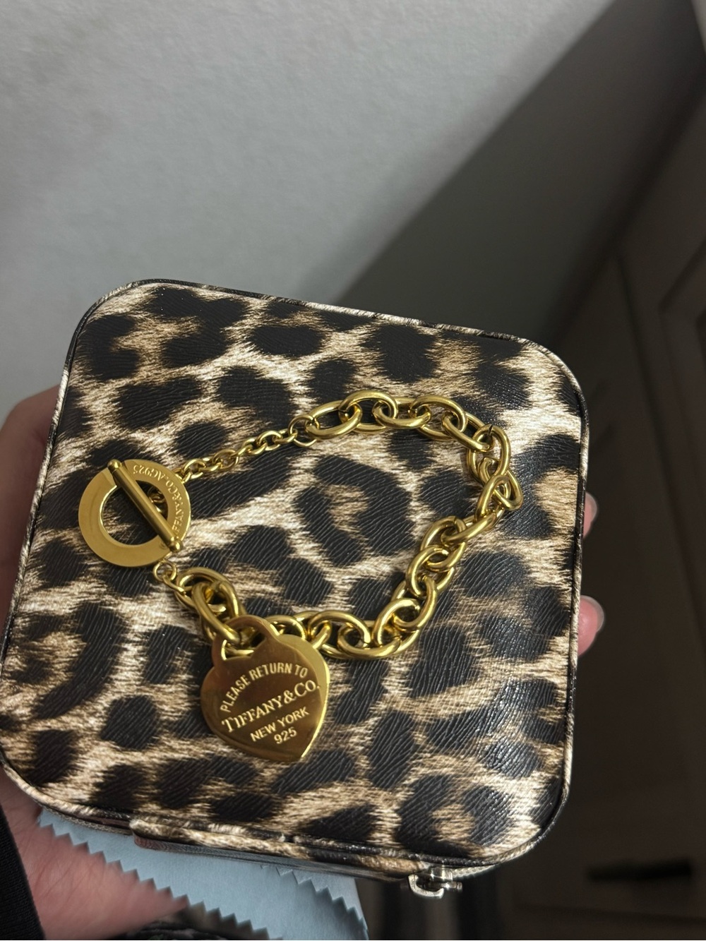 Gold Chain Bracelet with Turquoise Heart Charm - Picture 2 of 2